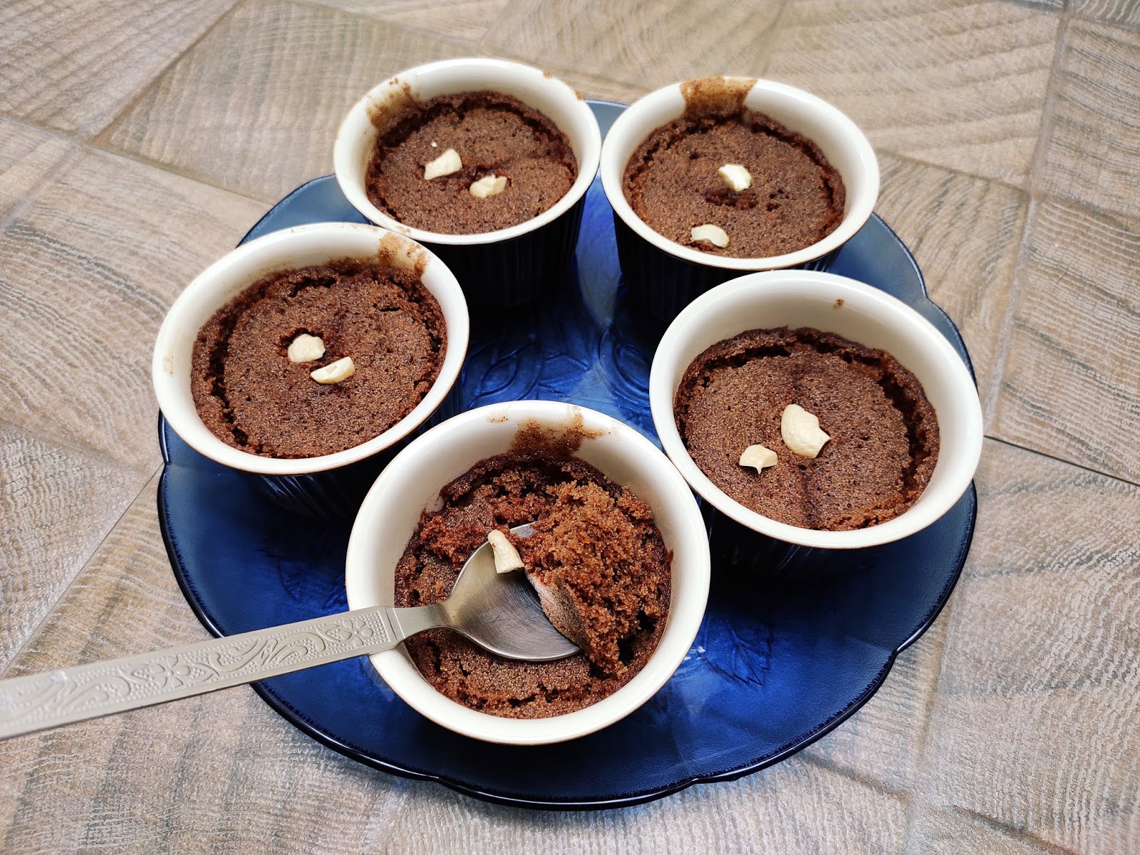 Coffee chocolate mug cake in microwave oven/ Quick microwave mug cake