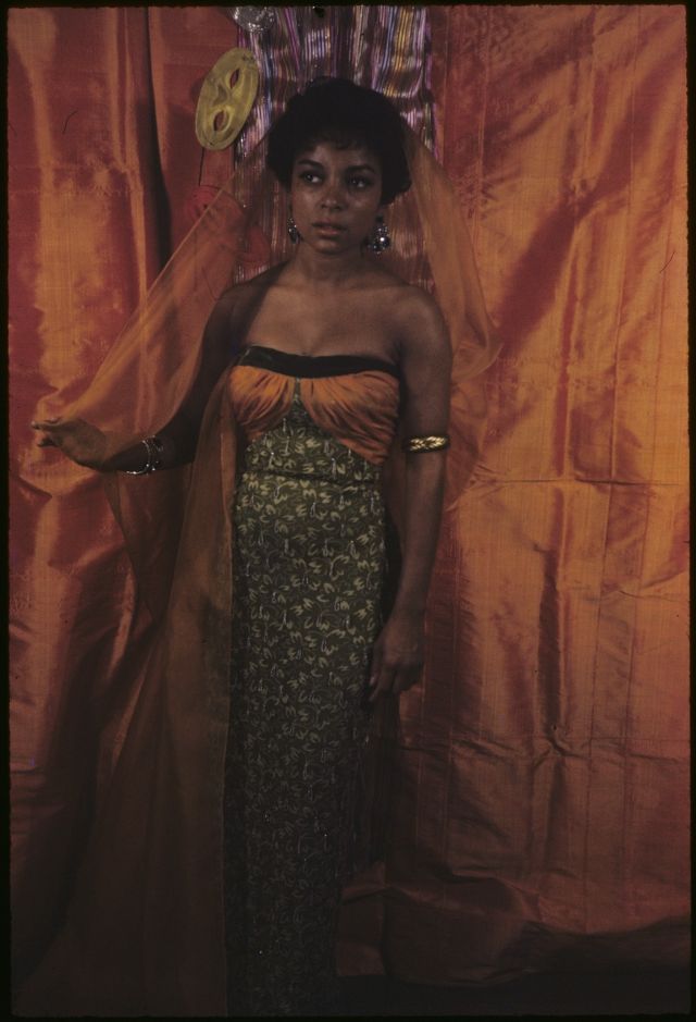 30 Beautiful Photos of Ruby Dee From Between the 1940s and ’60s