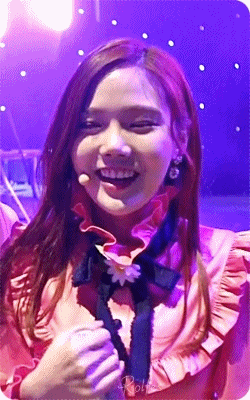 효정이가 컬러링북 무대에서 가장 긴장되는 순간.gif | 인스티즈