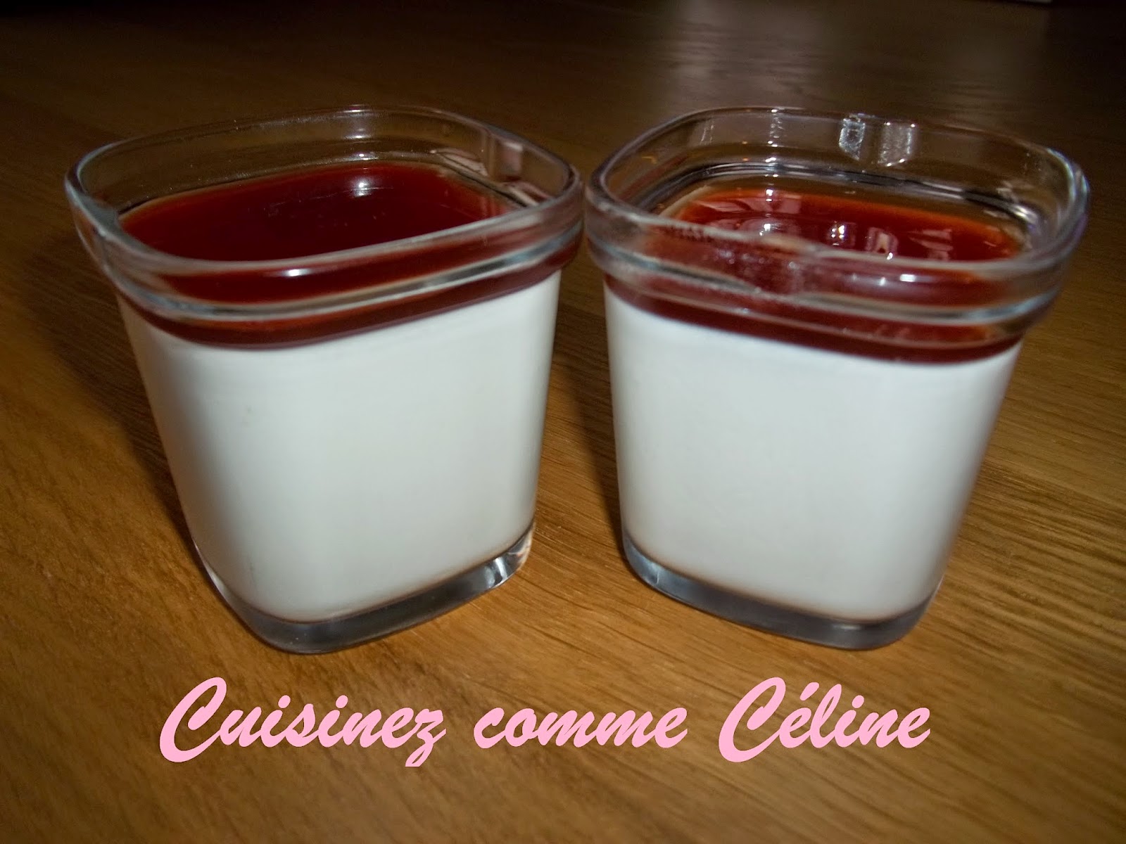 http://cuisinezcommeceline.blogspot.fr/2015/03/yaourts-coulis-fraise.html