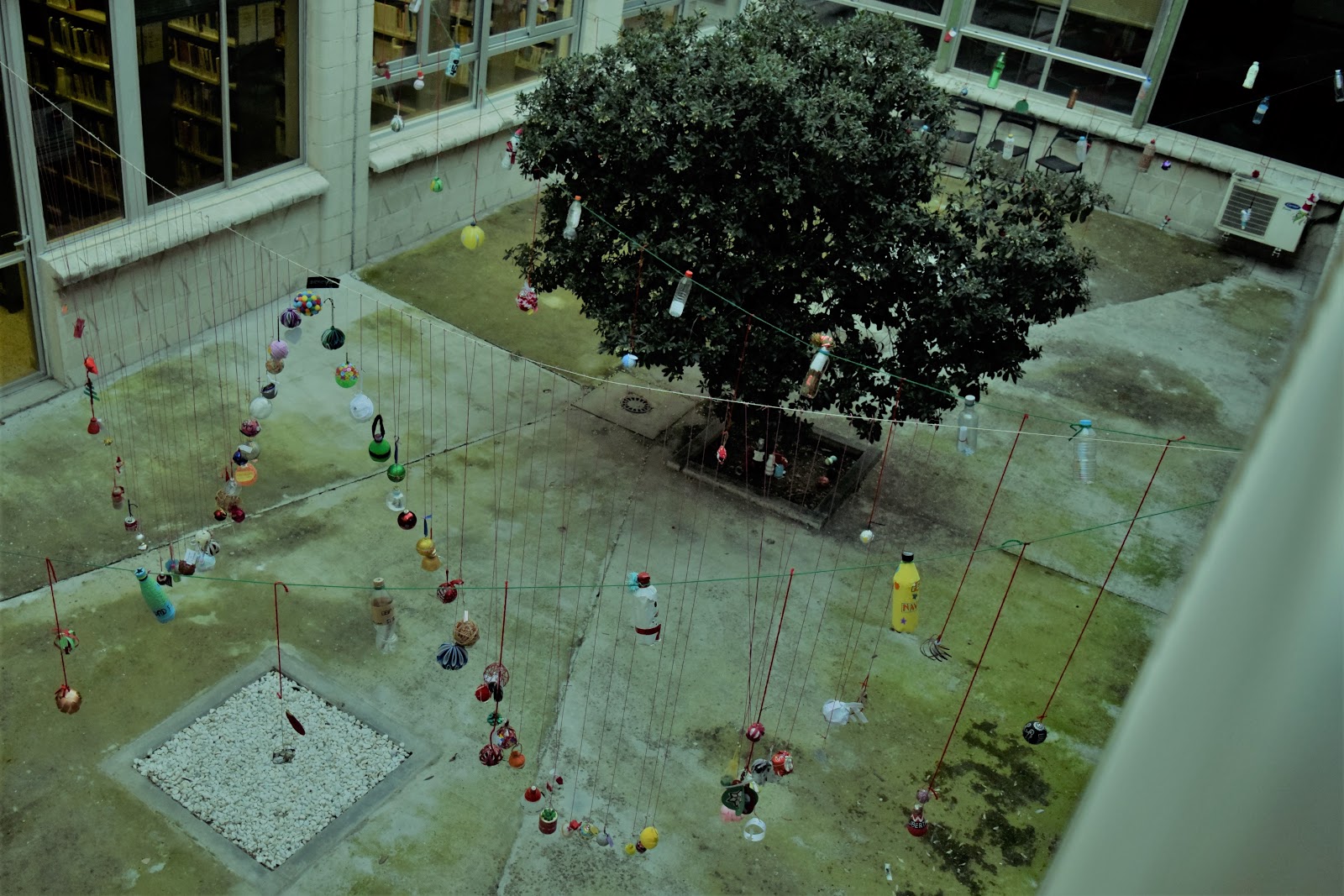 El patio de mi casa no es particular es de todos CanalBiblos blog