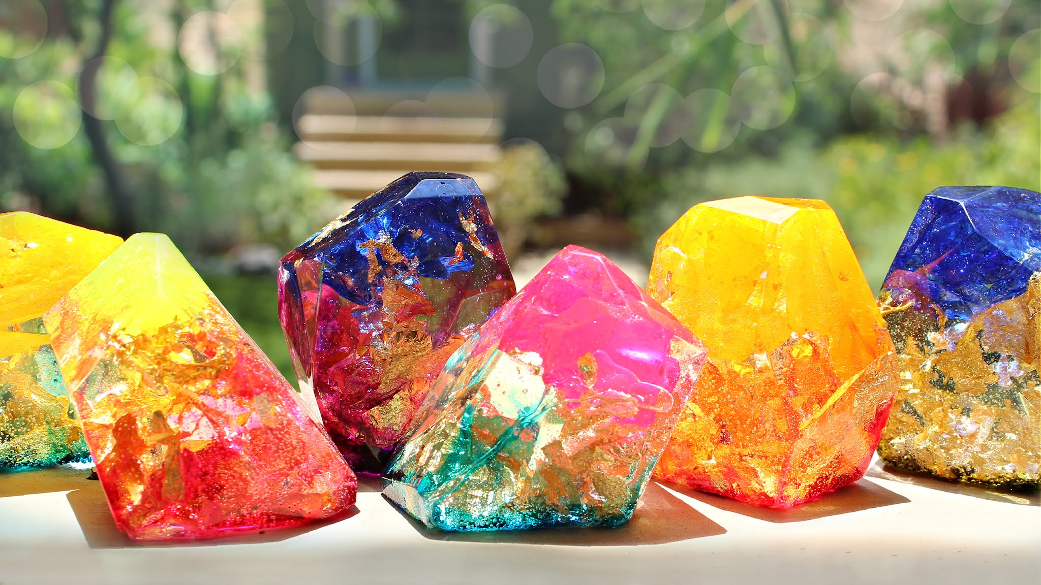 Magic Resin Crystals DIY 