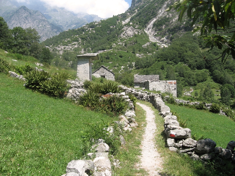 Rifugio Brasca | Wanderung Val Codera beschrieben von Love Valchiavenna ...