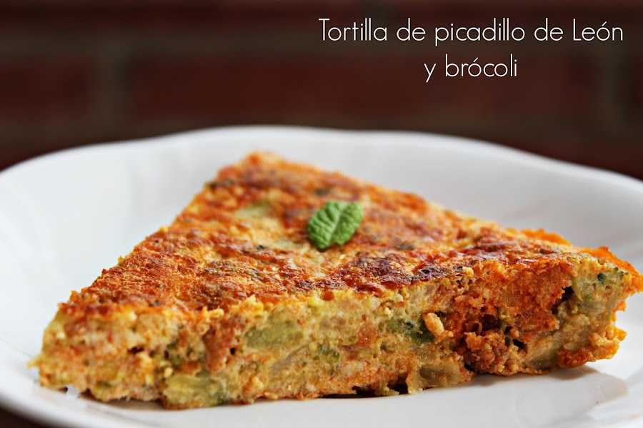 TORTILLA DE PICADILLO DE LEÓN Y BRÓCOLI