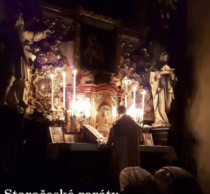 MiL Messainlatino.it Le Messe votive di Rorate durante l'Avvento, l