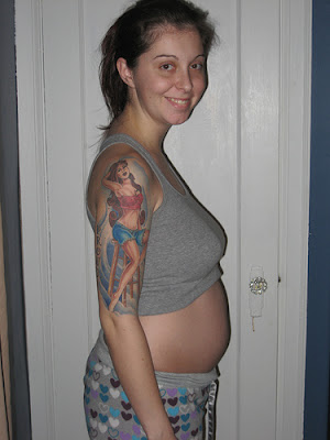 7 months pregnant photos