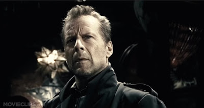 SIN CITY - BASIN CITY - ROBERT RODRIGUEZ - FRANK MILLER - TARANTINO - DARK HORSE COMICS - CINE Y COMIC - B/N - ULTRAVIOLENCIA - EL FANCINE - EL TROBLOGDITA - ALVAROGP SEO