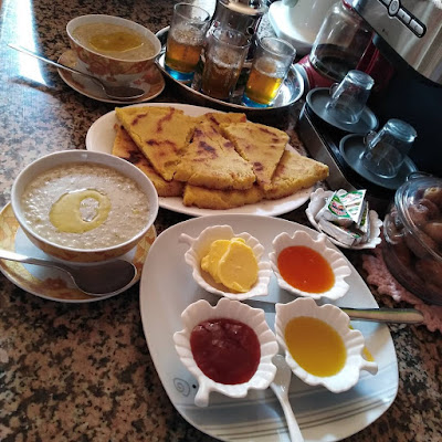 تشكيلة موائد من الفطور المغربي الاصيل 