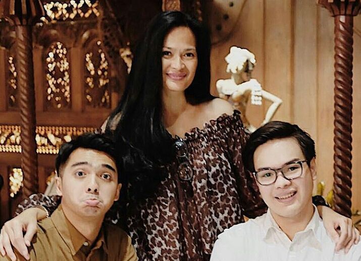 Profil Terlengkap Donna Harun: Umur Dan Keluarga, Suami Dan Mantan