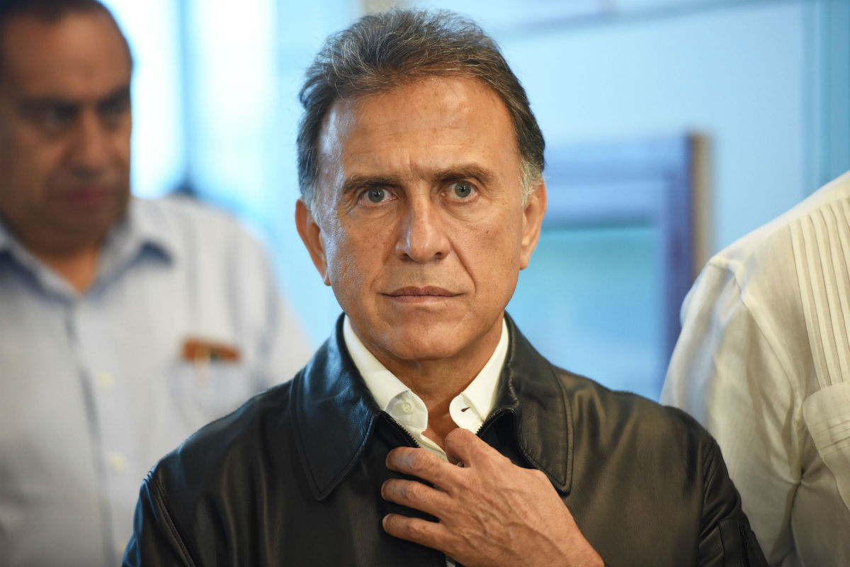 Yunes retira el descuento para estudiantes y adultos mayores. Cuarta