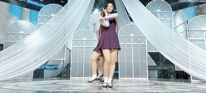 아이돌 그룹들이 안무로 시계를 표현하는 방법.gif | 인스티즈