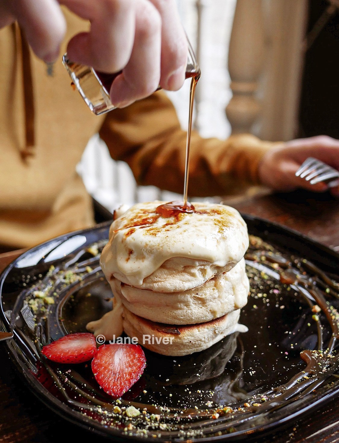 Sweetie & Moustache Lounge