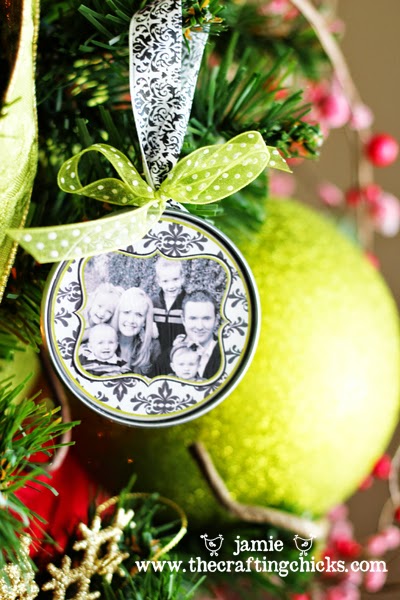 20 gorgeous homemade christmas ornaments that cost almost nothing 130 Homemade Christmas Ornaments & Tutorials - DIY Craft Projects