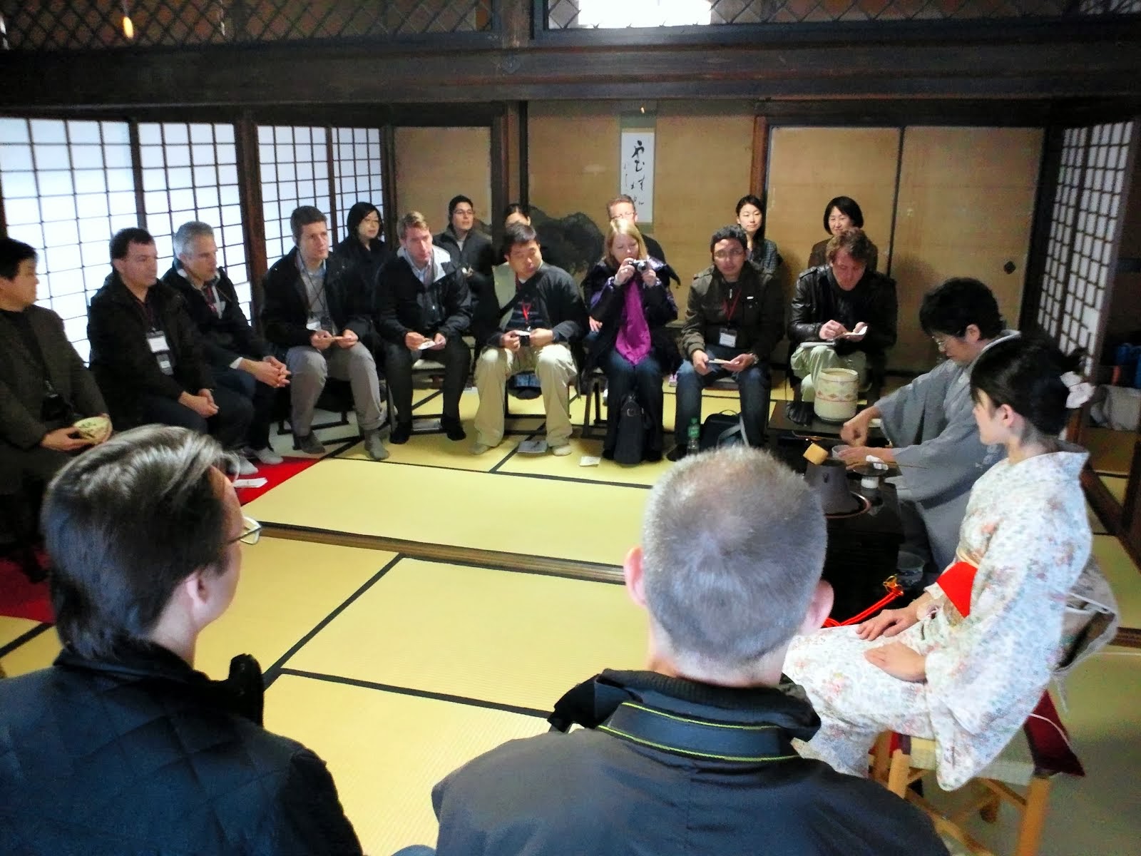 Japanese Style Hospitality (Omotenashi)Class for Corporations and Business School