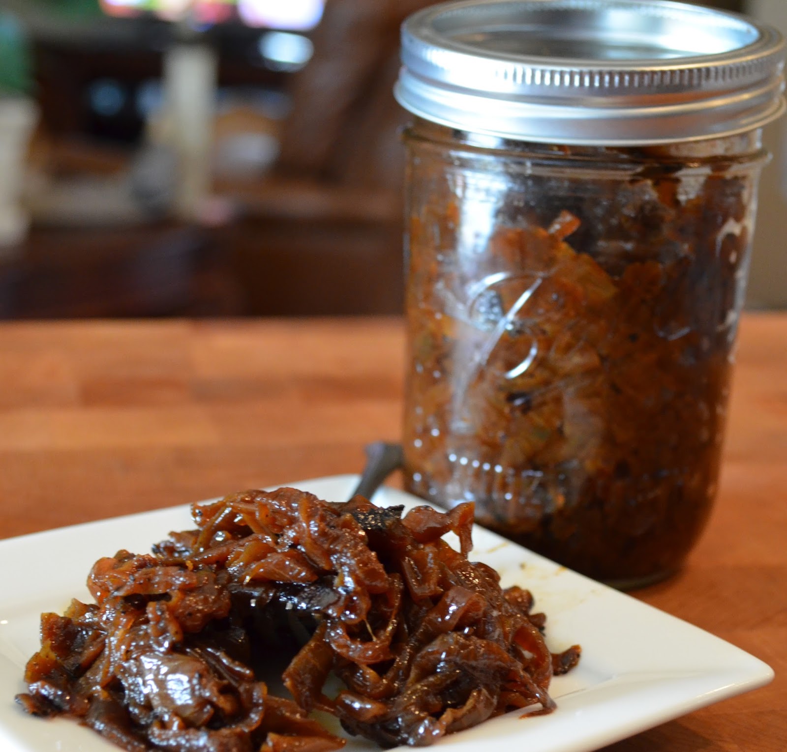 Canning Granny We Be Jammin'... Caramelized Onion and Coffee Jam