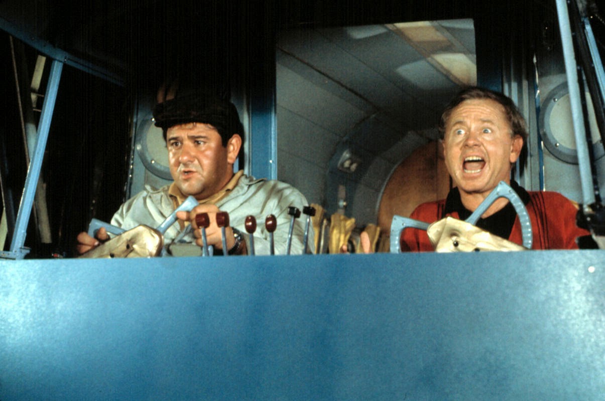 Этот безумный безумный безумный мир 1963. Этот безумный безумный безумный безумный мир 1963. Этот безумный безумный безумный мир blu ray. «этот безумный, безумный, безумный, безумный мир», стэнли крамер, 1963. Этот безумный безумный безумный безумный мир.