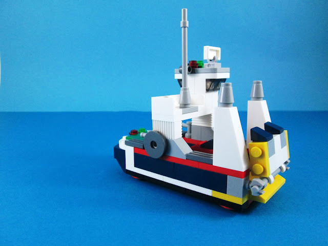 Set LEGO Creator 31045 Ocean Explorer - Modelo 4 (extra) - Ferryboat