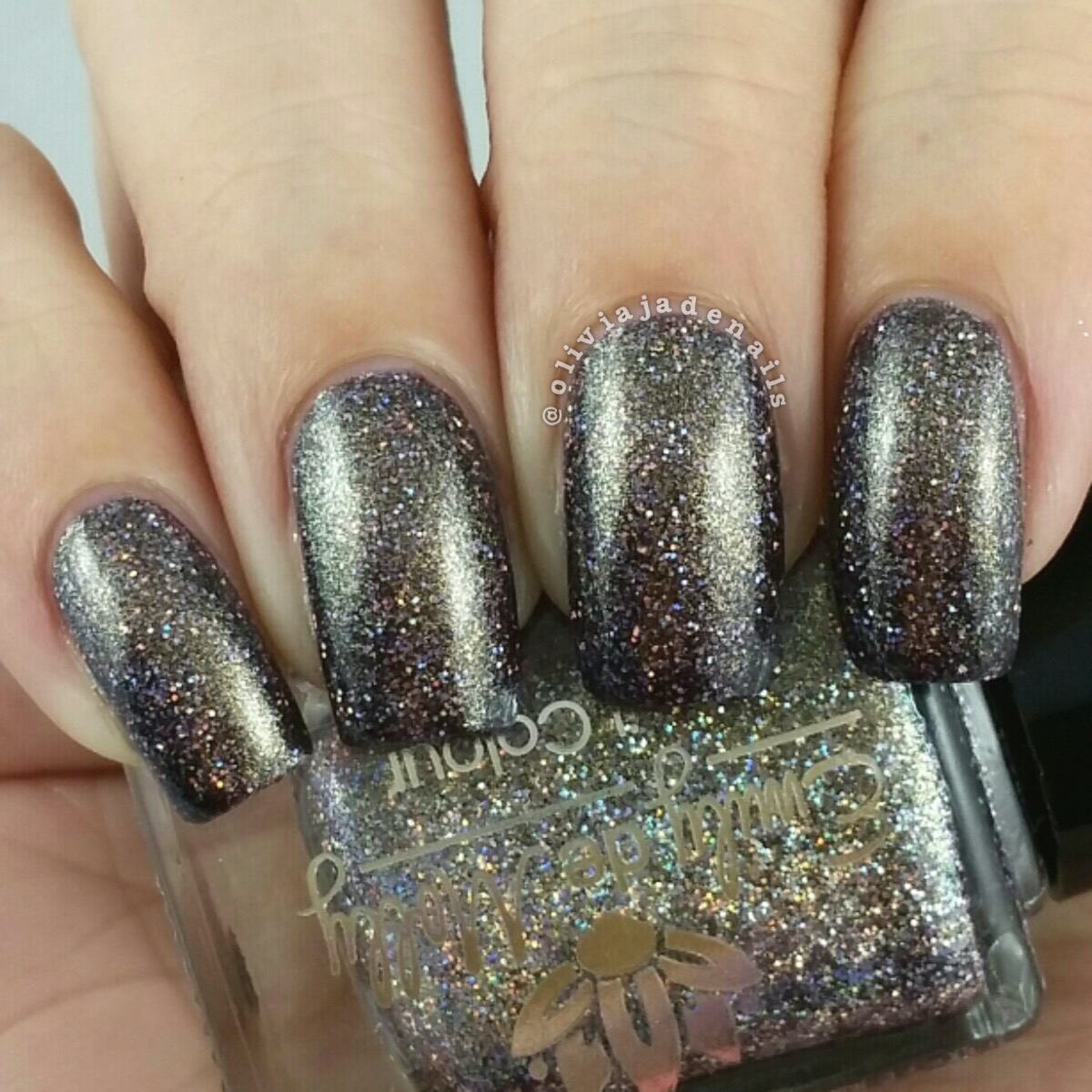 Emily de Molly Subtle Silence swatched by Olivia Jade Nails