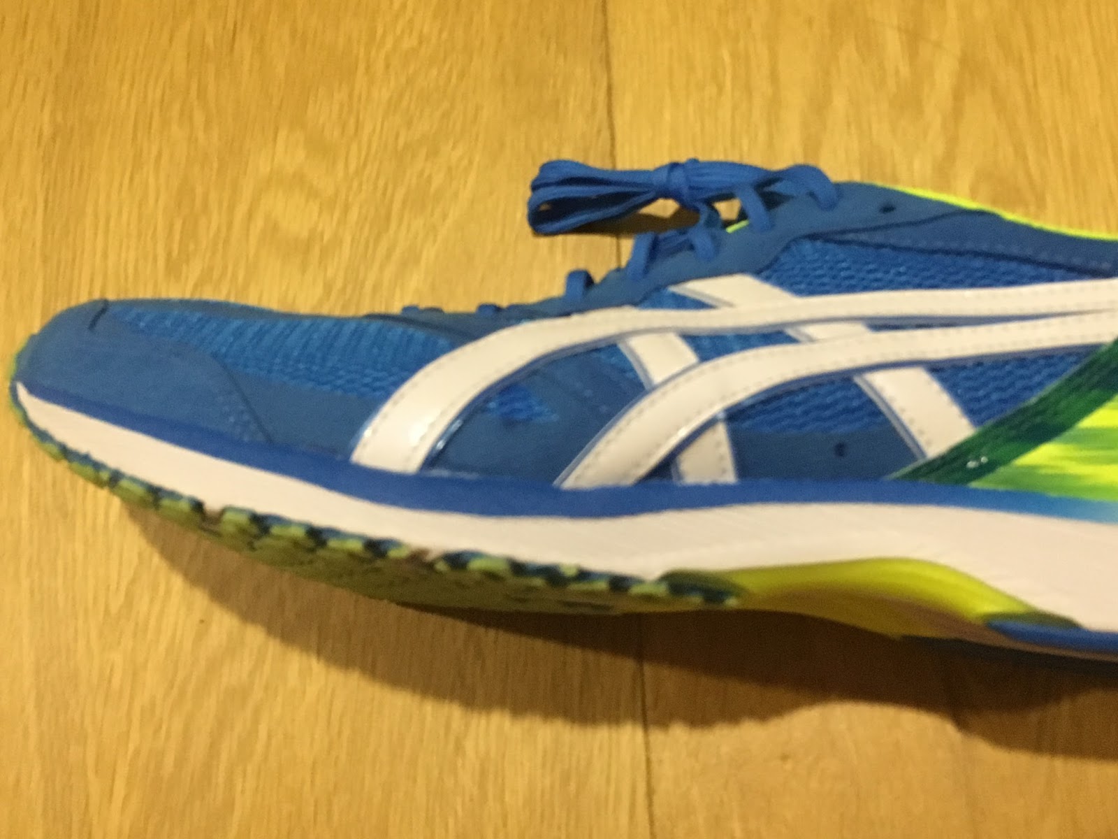 REVIEW: ASICS Gel Tartherzeal 5 Wide