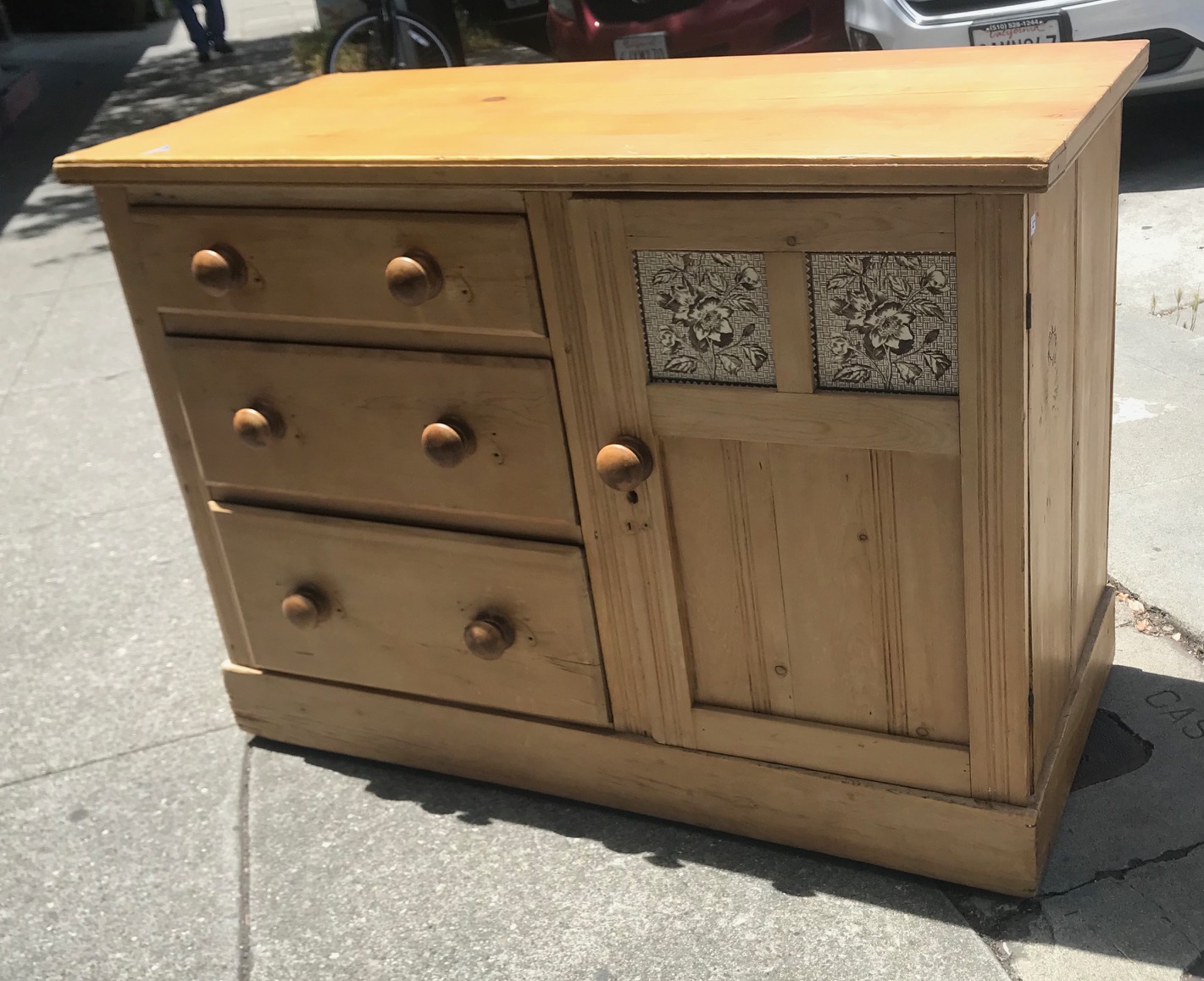 UHURU FURNITURE & COLLECTIBLES **SOLD** 29501 Antique Pine 20” x 32 x