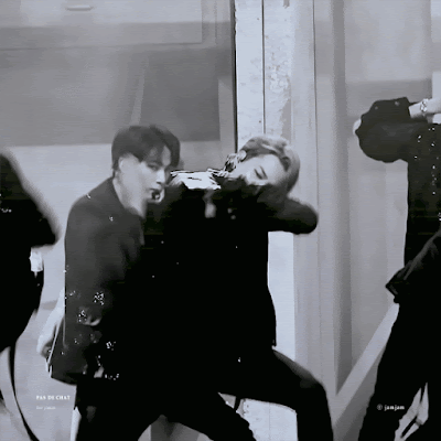 MenacingWateryLemming-size_restricted.gi