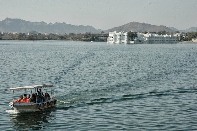 El palacio flotante del lago de Udaipur