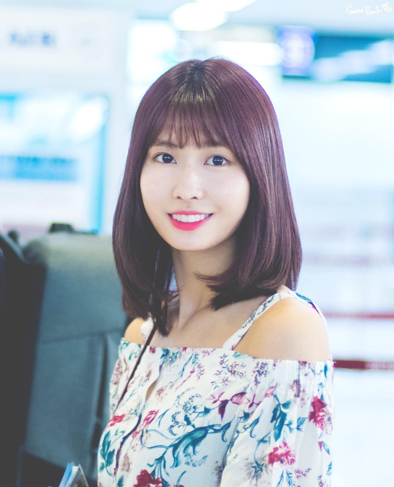 Momo Without Makeup.