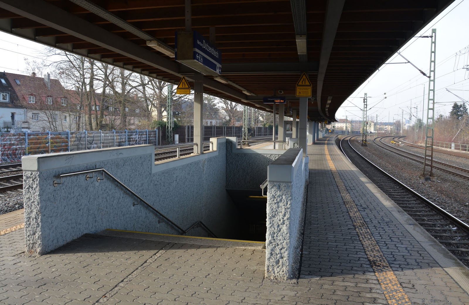 Nürnberginfo Die SBahnStation Dutzendteich