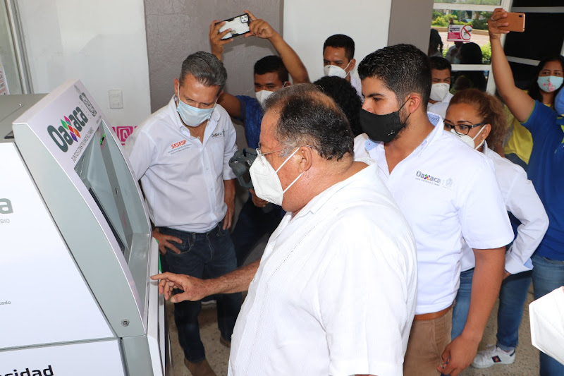 Instalan módulo de servicio digital del Registro Civil en Pinotepa Instalan módulo de servicio digital del Registro Civil en Pinotepa