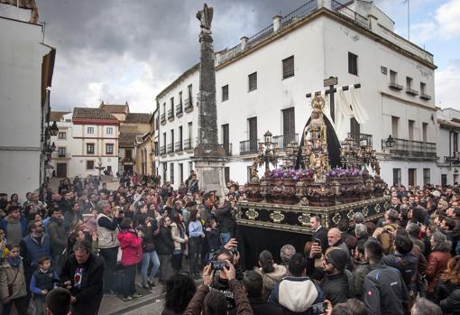 Peana, leyendas y cartelas: así es el futuro del paso de la Virgen de la Soledad de Córdoba Peana, leyendas y cartelas: así es el futuro del paso de la Virgen de la Soledad de Córdoba