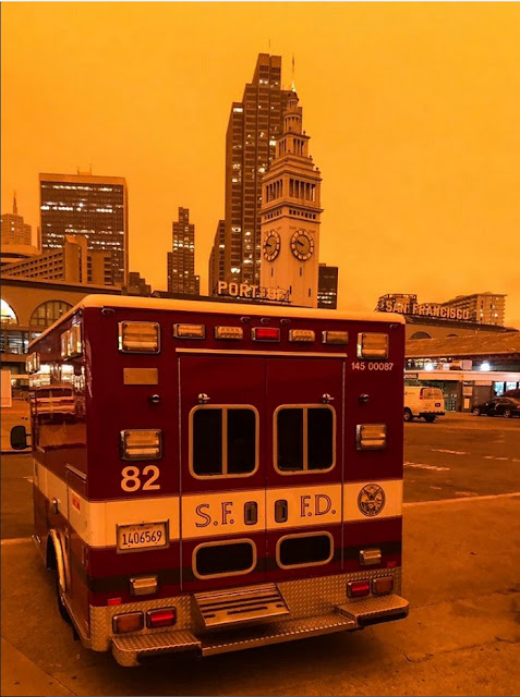 Оранжевое сияние и много дыма: фото окутанного пожарами Сан-Франциско