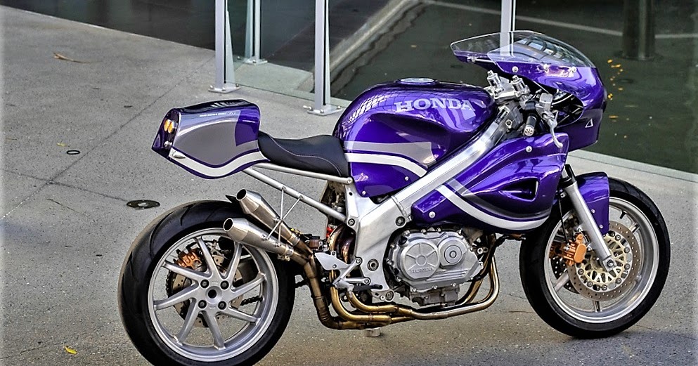 Honda VFR750 Retro Racer RocketGarage Cafe Racer Magazine