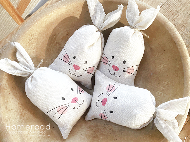 bowl of 4 stuffed bunny bowl fillers