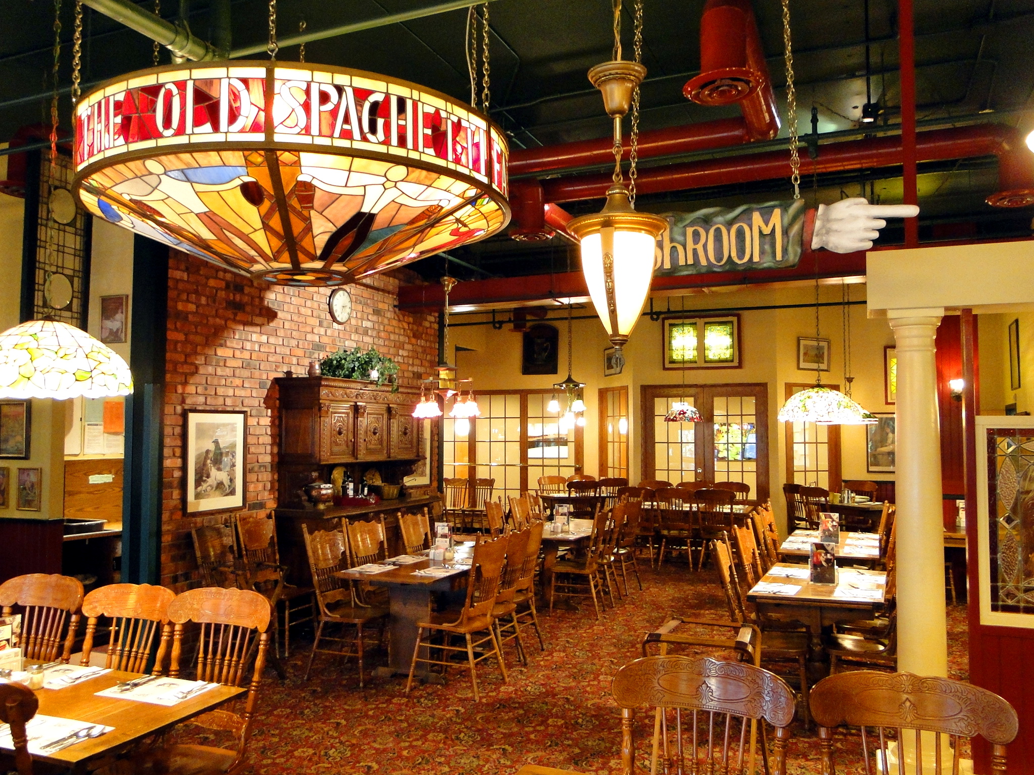 The Old Spaghetti Factory (Whistler, CANADA) ★★★☆☆ A traveling foodie