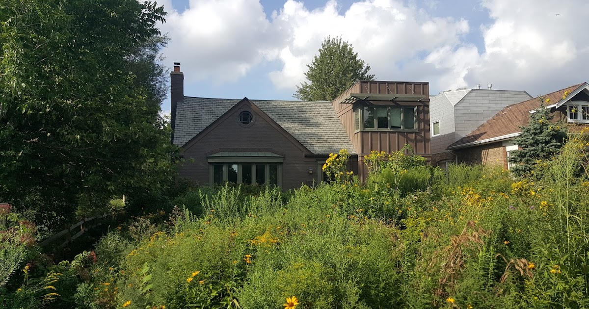 The Chicago Real Estate Local Great escape! Riverbank area houses in North Center