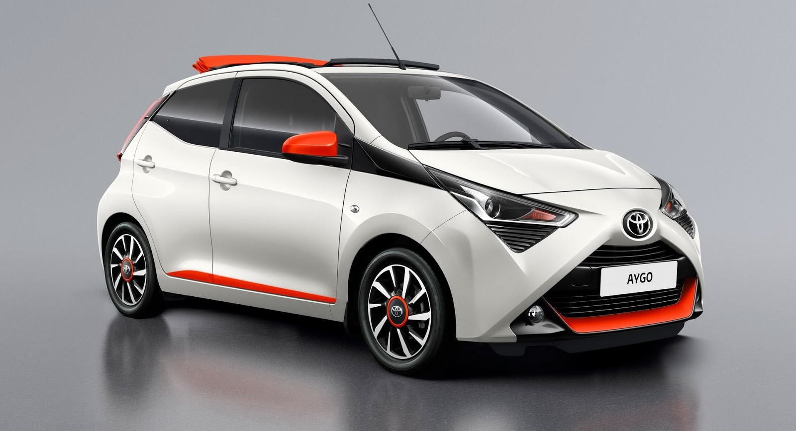 Toyota Aygo XCite and XStyle
