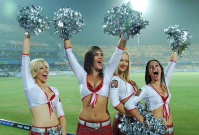 2011 IPL Cheerleaders Photos