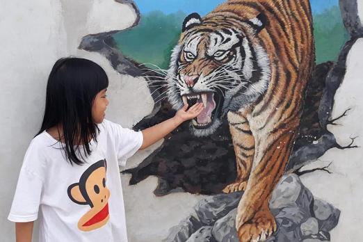 Lukisan Mural Harimau Sumatra