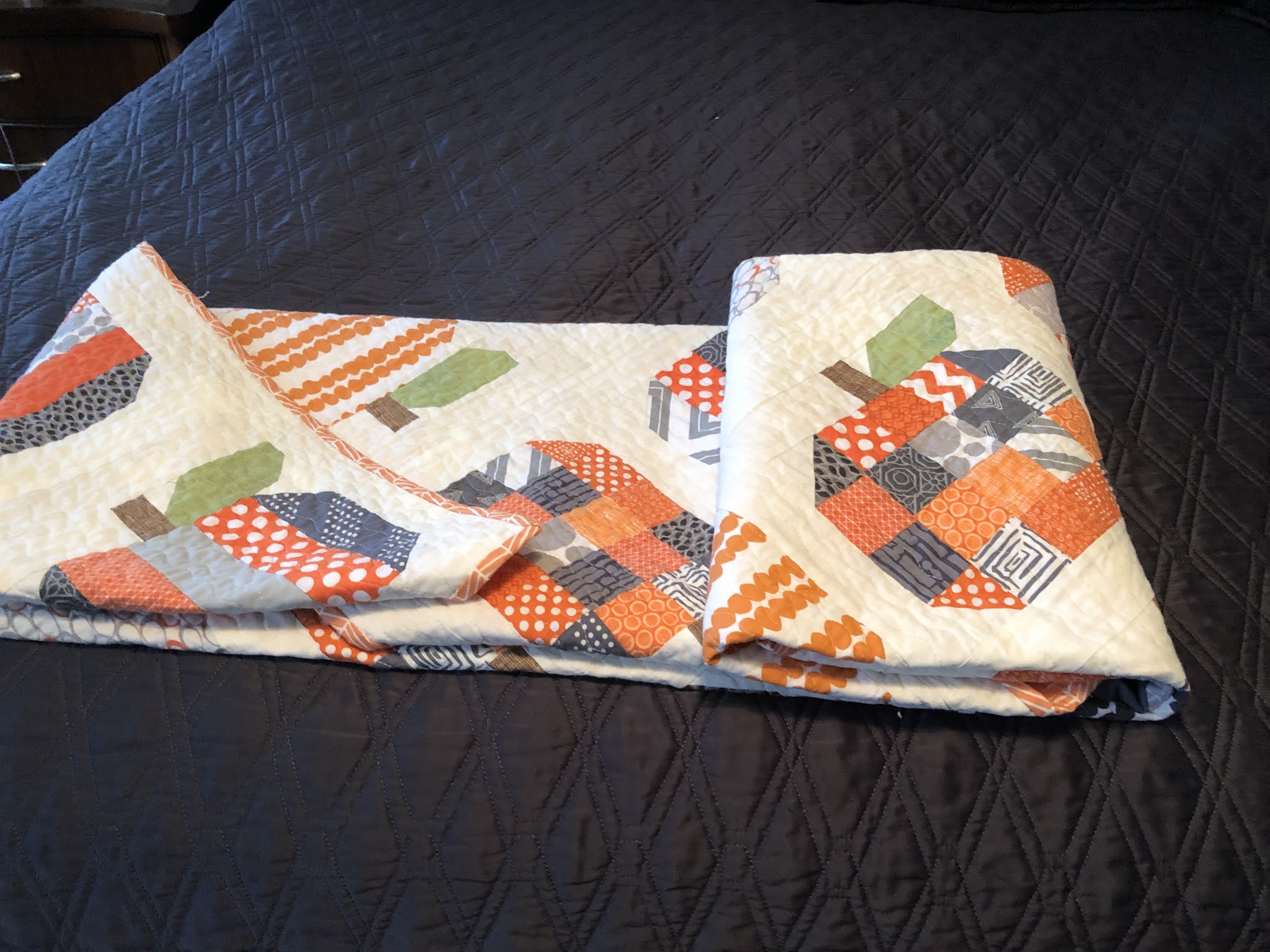 Kwilty Pleasures DIAGONAL QUILT FOLDING TUTORIAL