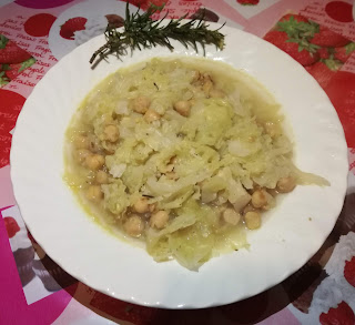 Zuppa di verza e ceci ... è arrivato l'inverno!