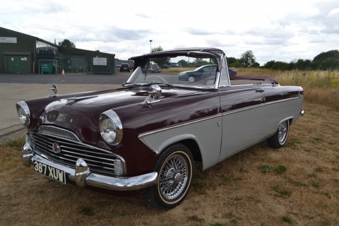 CLASSICS FOR SALE: 1962 FORD ZEPHYR CONVERTIBLE - Oselli Greenway Business Park Winslow Road