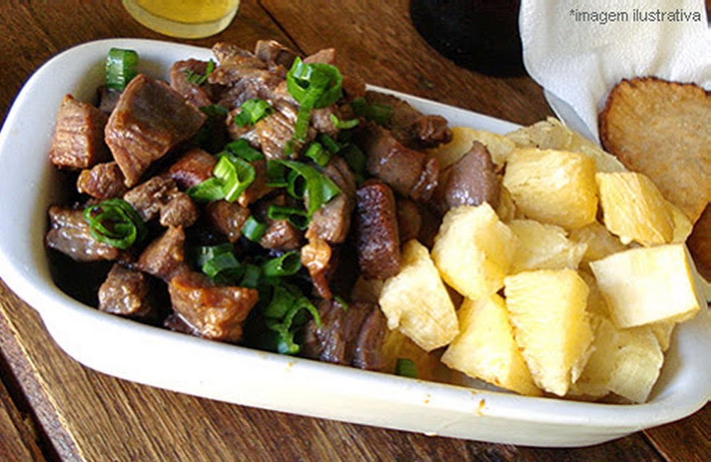 .: Cultura e cozinha brasileira - Carne-de-sol com macaxeira - Receita ...