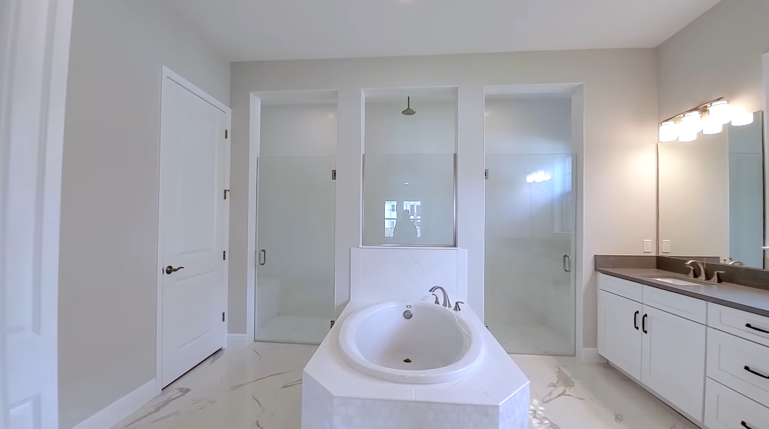 Tour Windermere, FL New Home vs. 22 Interior Design Photos