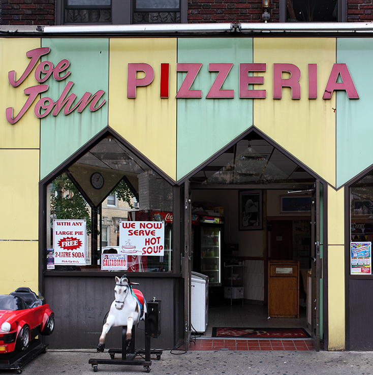 James and Karla Murray Photography Joe & John's Pizzeria 🍕in Ridgewood