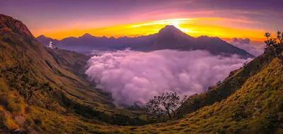 Plawangan Sembalun Crater Rim an altitude 2639 meter of mount Rinjani