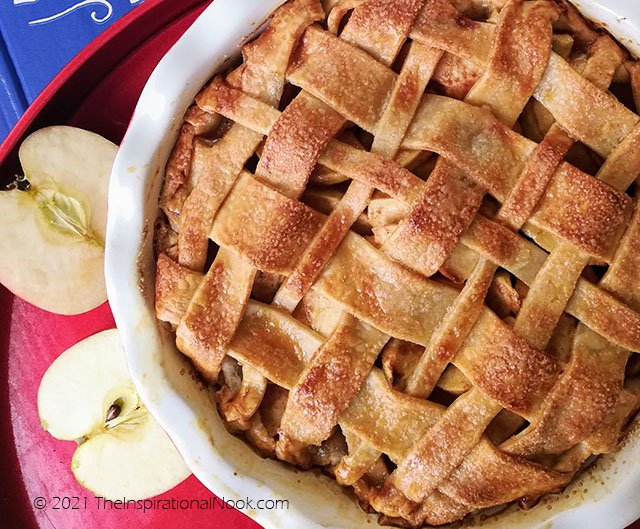 Classic American Apple Pie Recipe