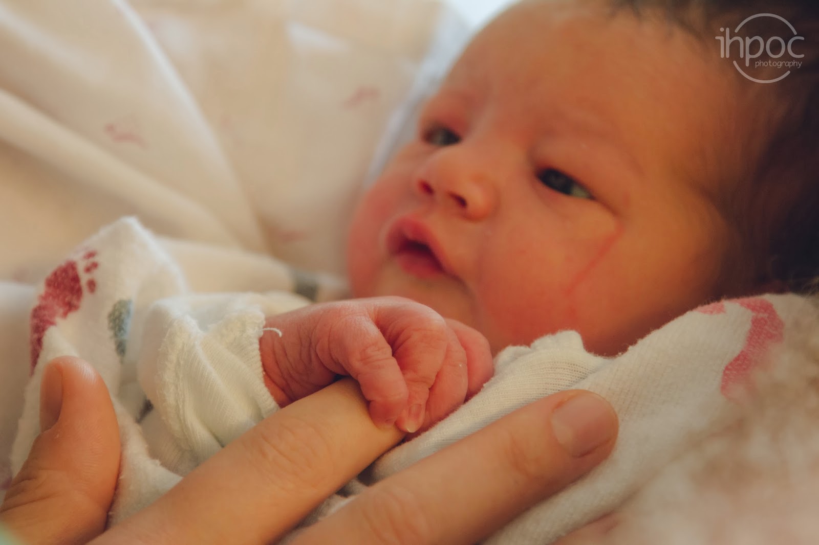 ihpoc Photography In Hot Pursuit of Color Newborn Baby Hospital