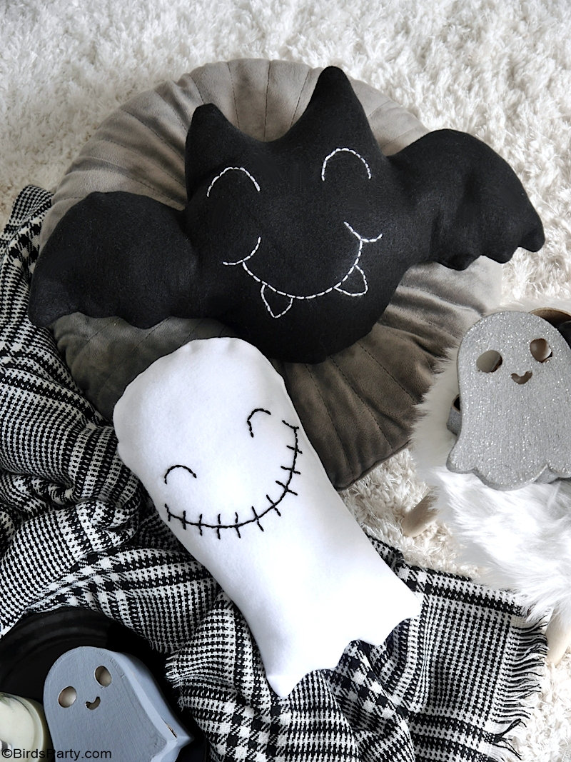 DIY Coussins d'Halloween Trop Mignons à faire soi-même - coussins décoratifs faciles à fabriquer pour décorer votre maison ou chambre!