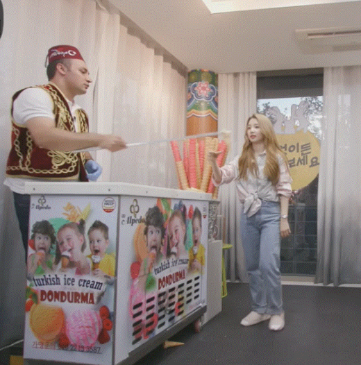 작고 소듕한 데뷔 한달차 신인 아이돌(feat.리액션부자) | 인스티즈