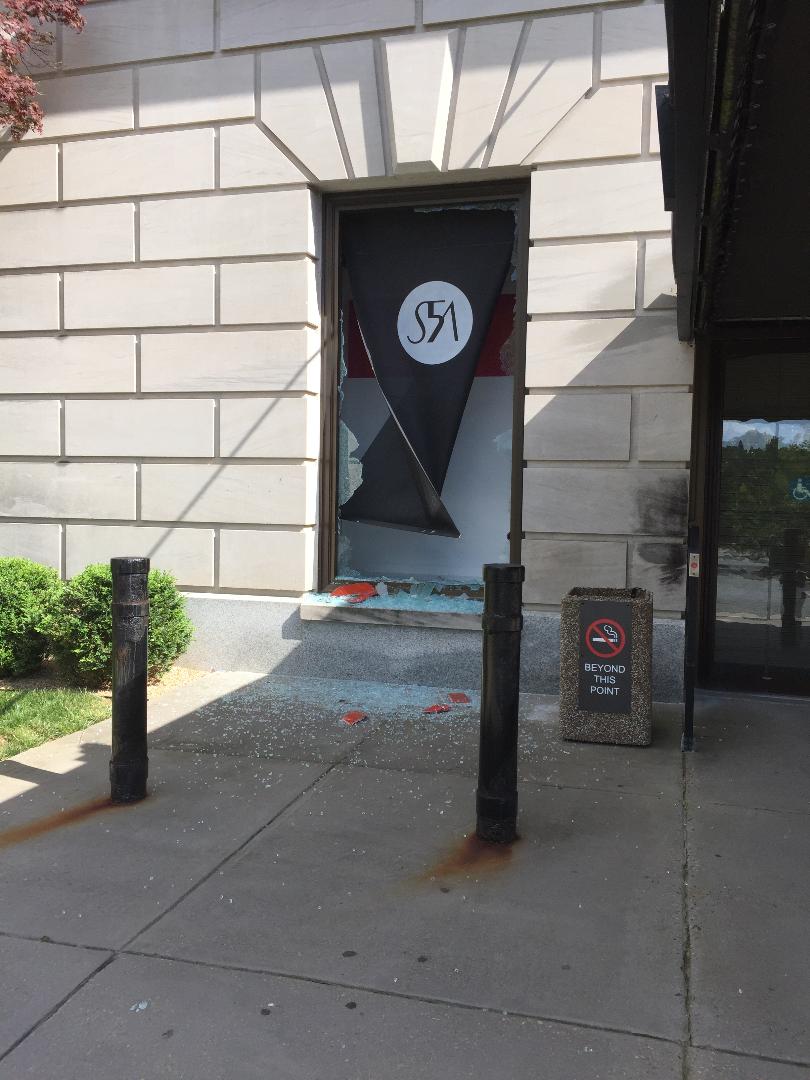 Robert Dyer Bethesda Row Looters hit Friendship Heights in Chevy Chase